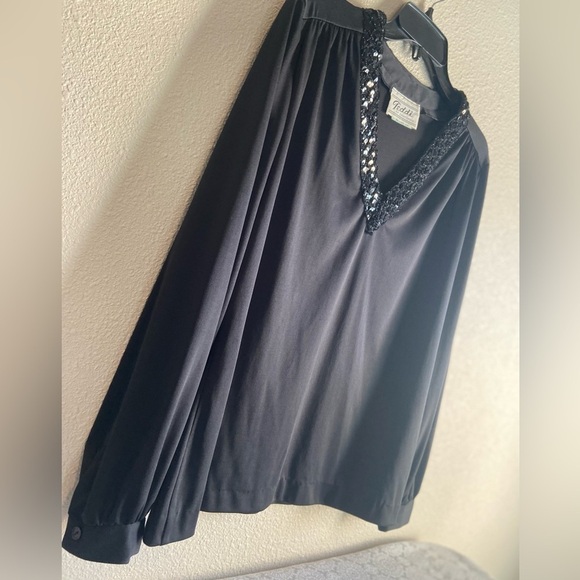 Teddi Of California~Vintage~Sequin Embellished V-Neck Pullover Blouse~Size 12 - Picture 6 of 10